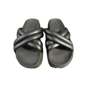 Old Navy Women Sandals 8.5 Black Puff Cross-Strap Footbed Slip On Casual Beach